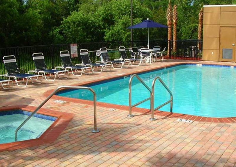 Fairfield Inn & Suites Jacksonville Butler Boulevard Exterior photo